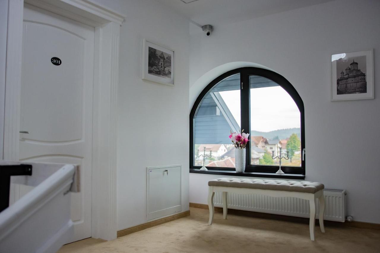 Boutique Hotel Casa Medievala Curtea de Argeş Εξωτερικό φωτογραφία